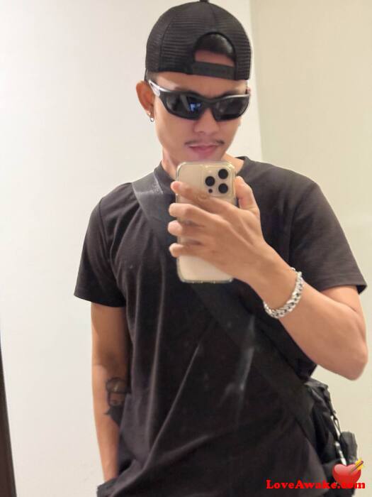HEIN1 Malaysian Man from Kuala Lumpur