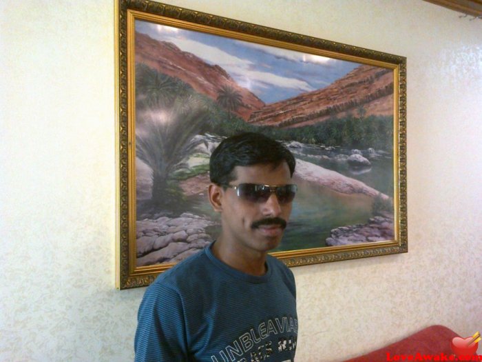 edwinhi Omani Man from Muscat