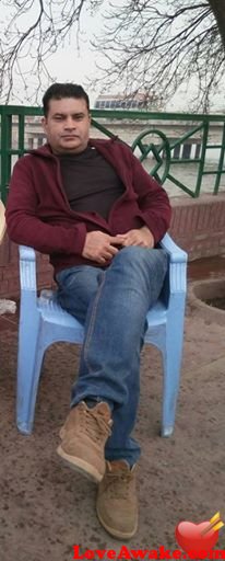 adil-001 Pakistani Man from Lahore
