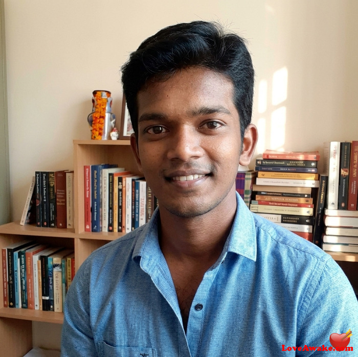 Axmuru Indian Man from Bangalore