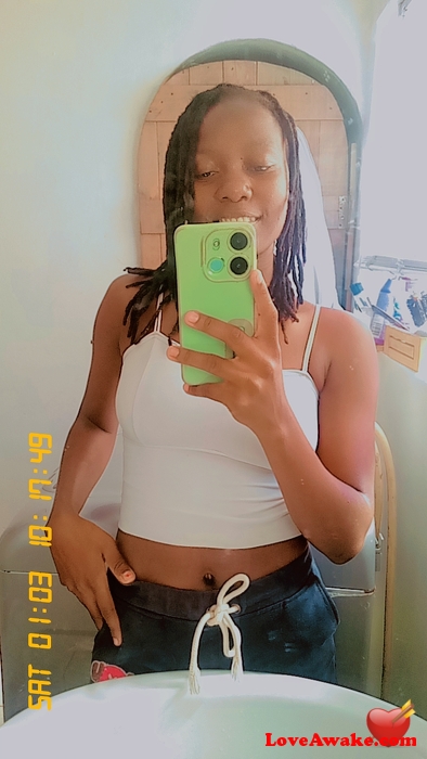 Winaa African Woman from Lansdowne