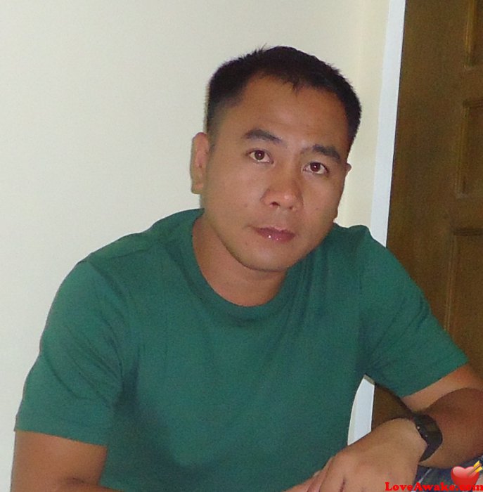 eulotar Filipina Man from Manila