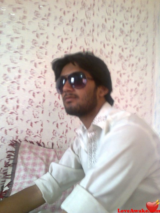 ifeeon404 Pakistani Man from Vehari