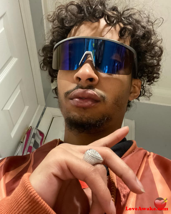 Hussein4x American Man from Seaford