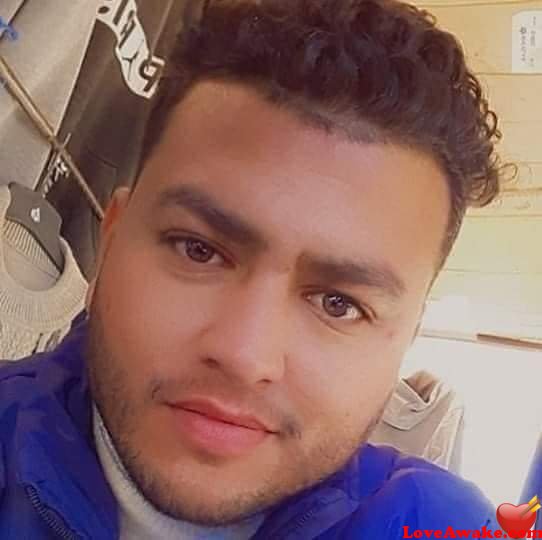 ABDELLAH11 Australian Man from Cape Preston