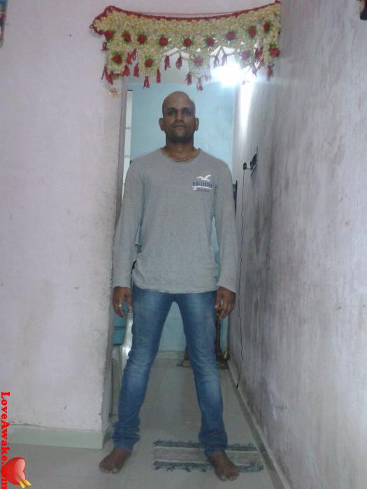 ASHWIN-BEBU30 Indian Man from Daman