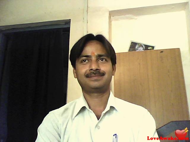 KKS74 Indian Man from Indore