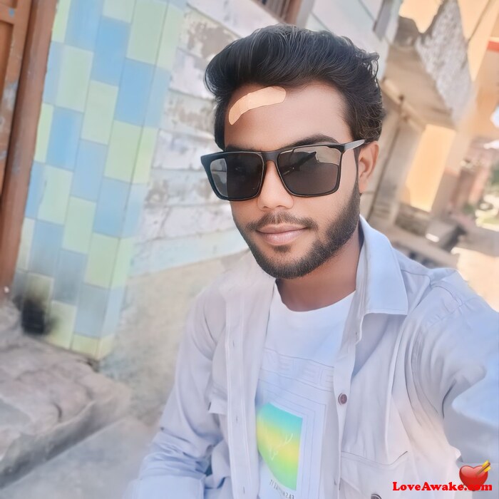 Abhi1212100 Indian Man from New Delhi