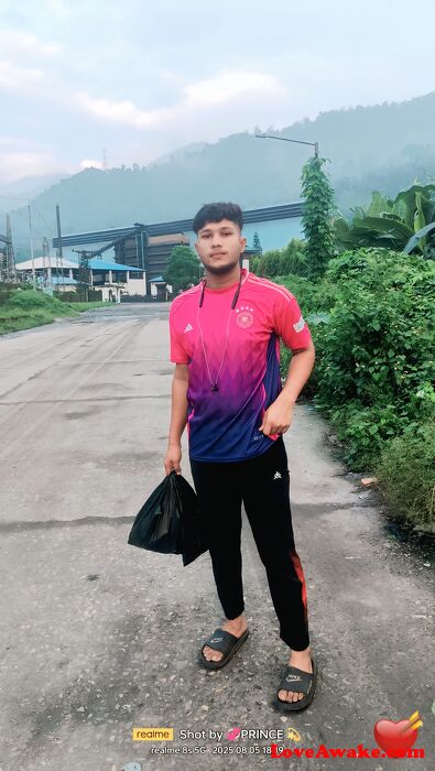 skrahul8695 Bhutani Man from Phuntsholing