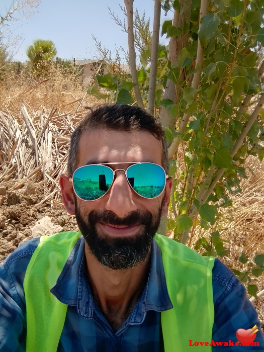 hhuussaamm Lebanese Man from Beirut