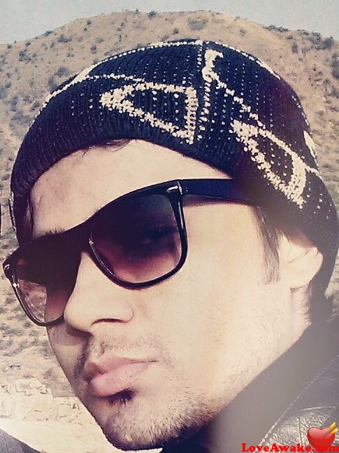 rizzVi7 Pakistani Man from Haripur