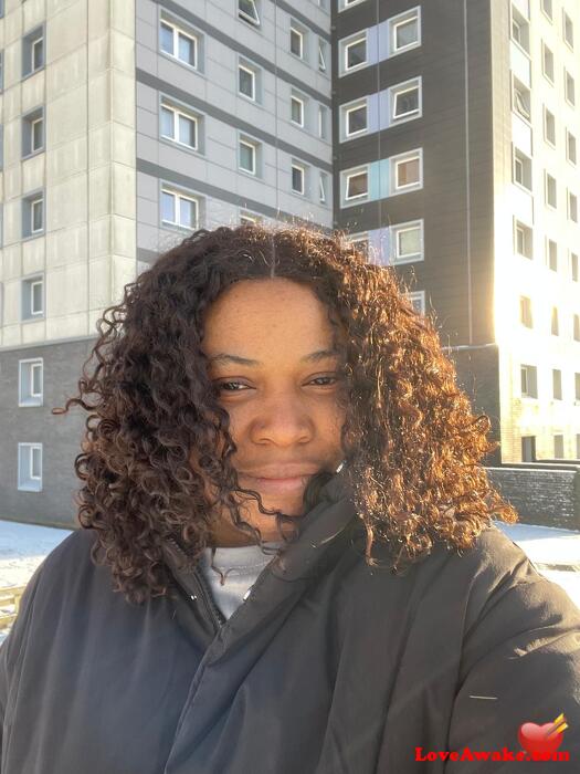 Ivyk UK Woman from Fort William