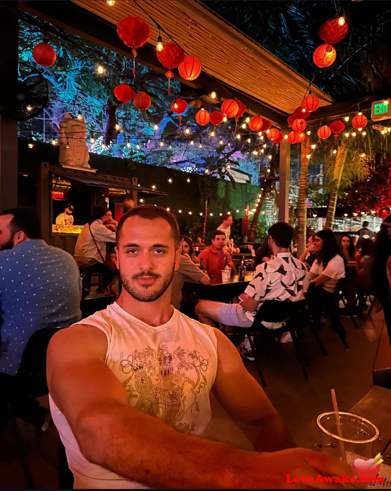 Aniell American Man from Miami