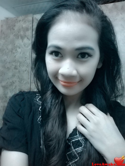 icah30 Filipina Woman from Manila