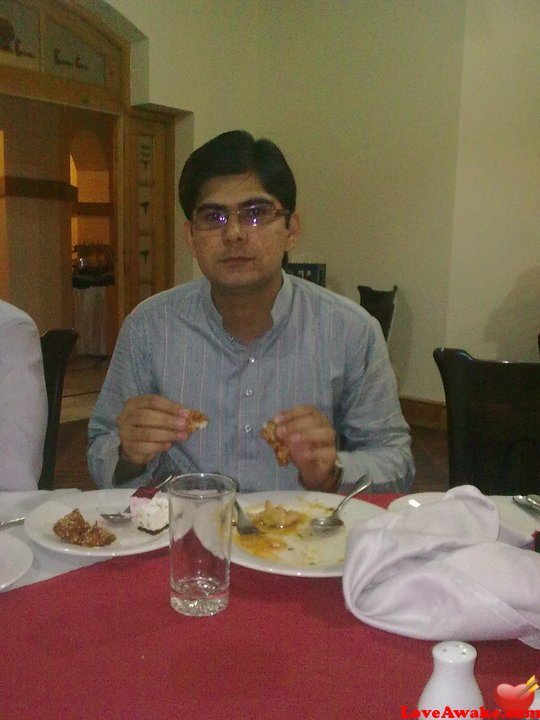 salis1122 Pakistani Man from Faisalabad