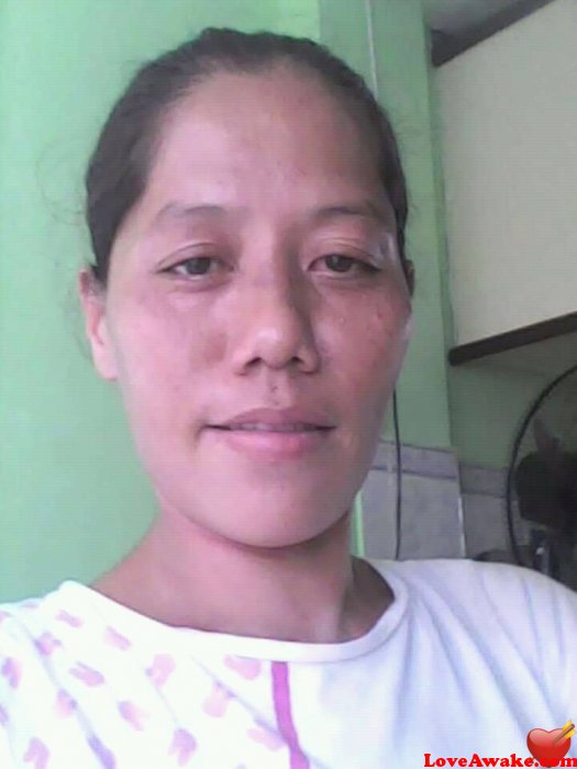 MaBeverly Filipina Woman from Borongan