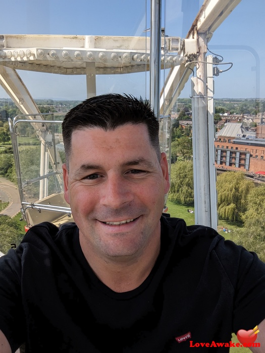 VJames15 UK Man from Leamington Spa