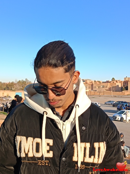 Wailouici27 Algerian Man from Alger (Algiers)