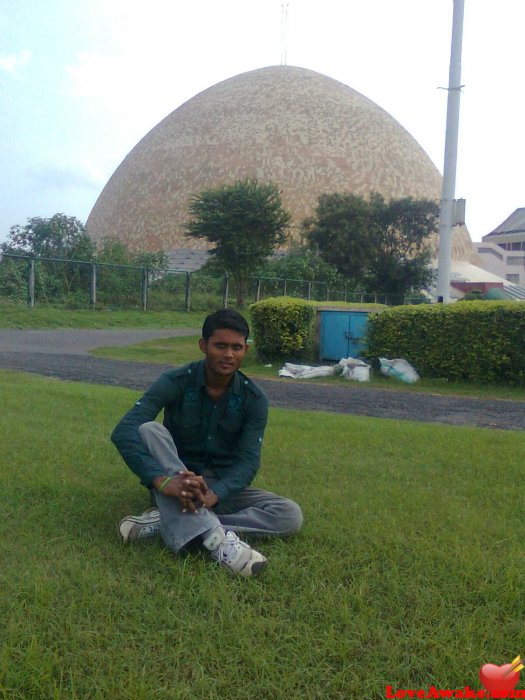 tamay Indian Man from Kolkata (ex Calcutta)