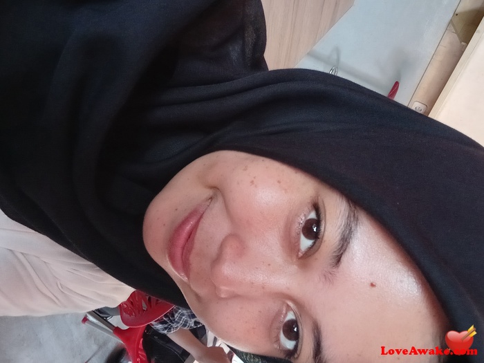 Michellefa Indonesian Woman from Medan, Sumatra