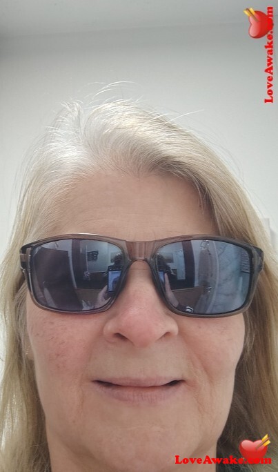 Fulloffungirl Canadian Woman from London
