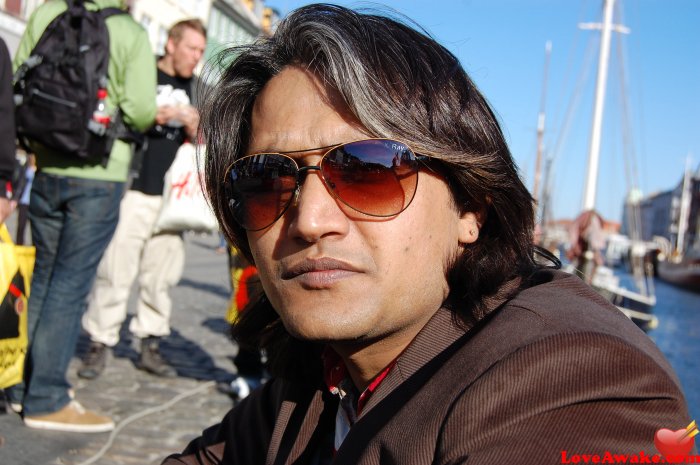 nai1 Indian Man from Surat