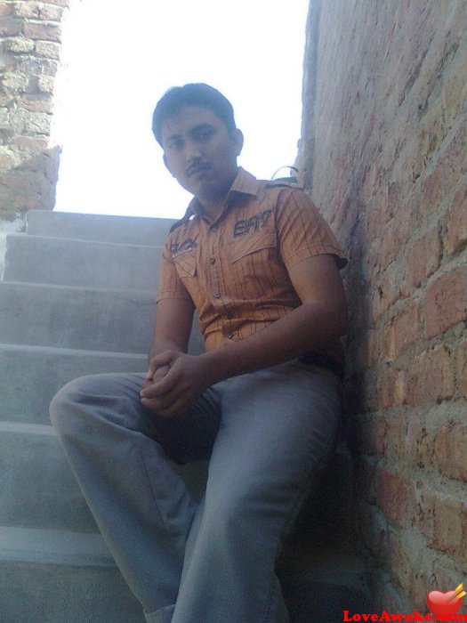 z-hussain Pakistani Man from Karachi