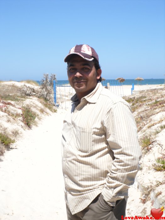 nosarfiza Qatari Man from Doha