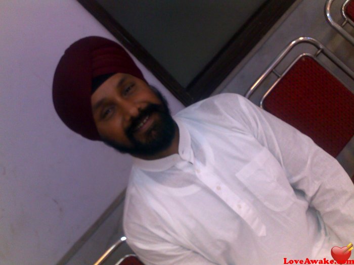 tonysingh123 French Man from Paris