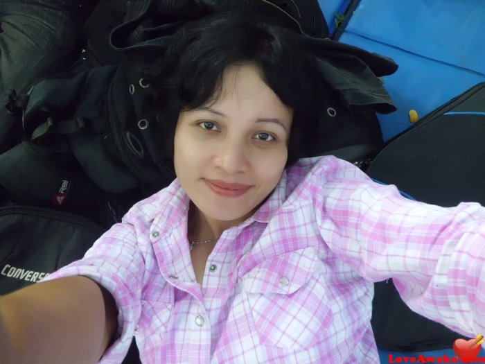 manisku Indonesian Woman from Jakarta, Java