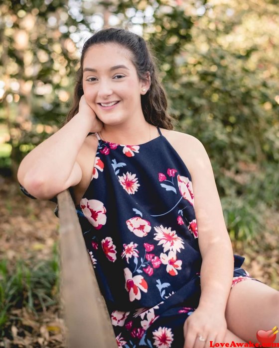 brenda12 American Woman from Los Angeles