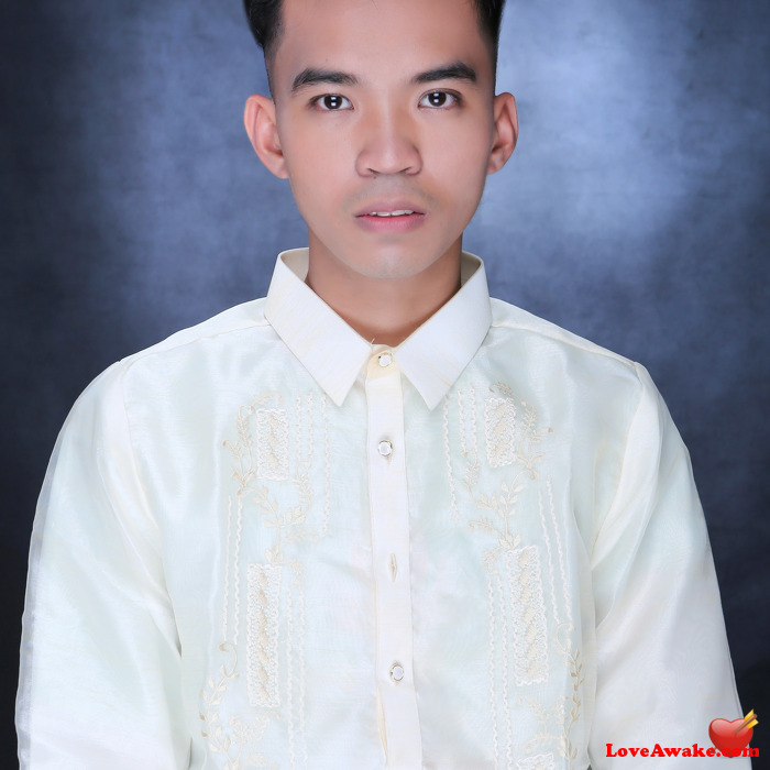 Platter Filipina Man from Tagbilaran, Bohol