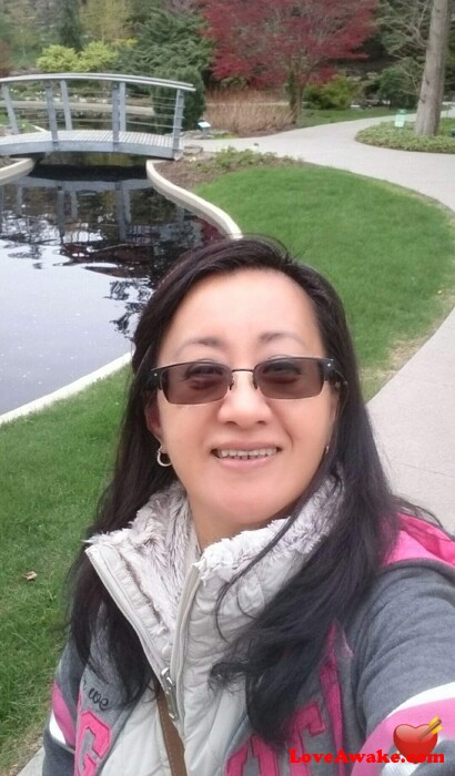 Lady-60 Canadian Woman from Niagara Falls