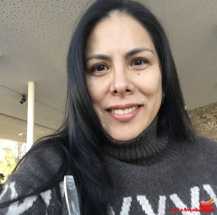 Lovcrisina American Woman from Los Angeles