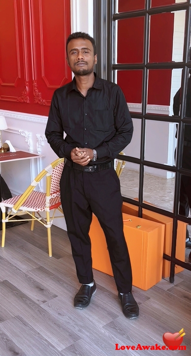 Noor321321 Omani Man from Ruwi
