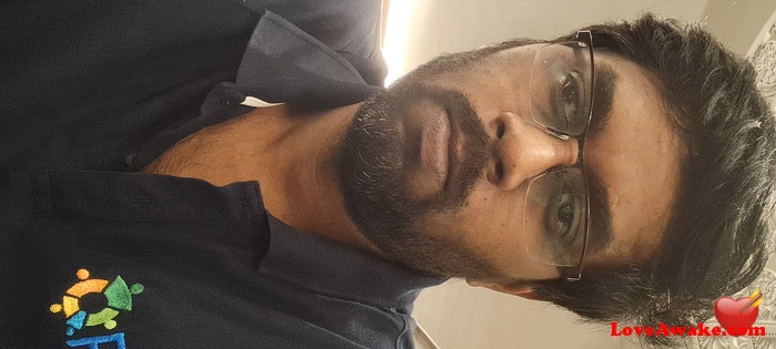Ross4425 Indian Man from Chennai (ex Madras)