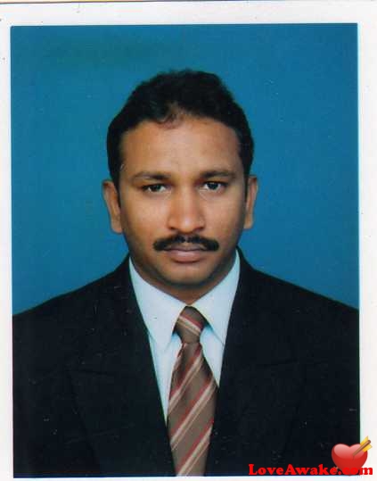 muujbds Indian Man from Chennai (ex Madras)