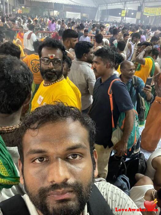 Venky02022000 Singapore Man from Commonwealth