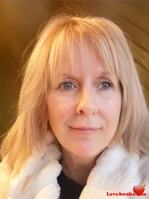 Jules65 American Woman from Castle Rock