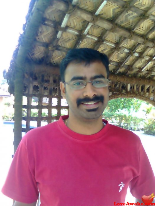 VIJAYVARSH Indian Man from Chennai (ex Madras)