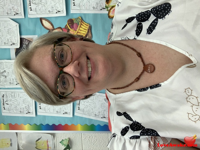 MamaPenguin American Woman from Kernersville
