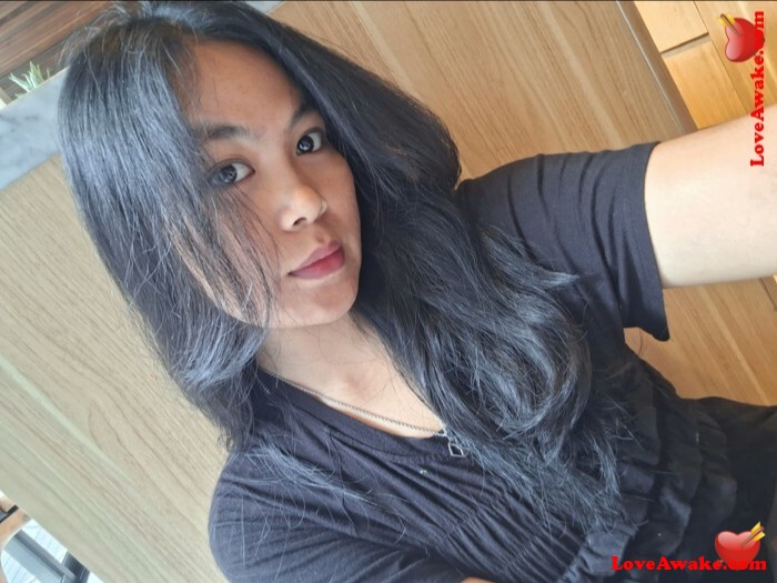 Mumu2303 Indonesian Woman from Benoa, Bali