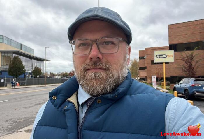 jonathan5323 American Man from Cleveland