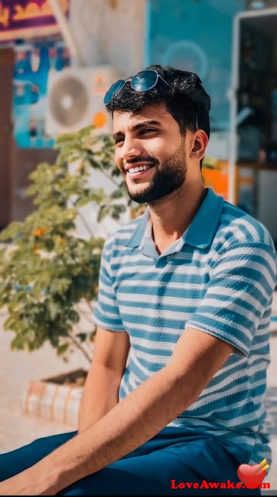alimond Iraqi Man from Nahr an Nu'maniyah