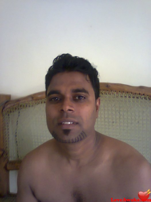 hoodrider Sri Lankan Man from Dehiwala-Mount Lavinia