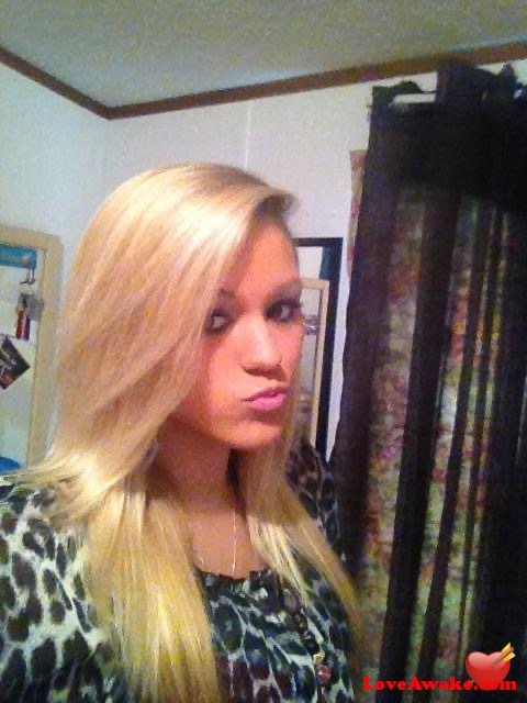 Beckar101 American Woman from Portland