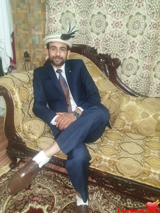 143786 Pakistani Man from Gilgit