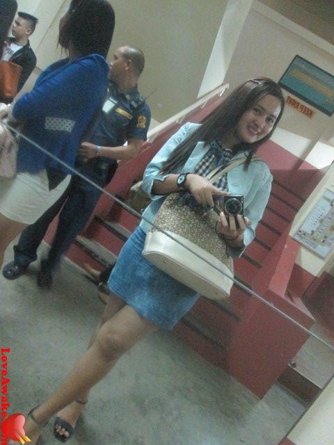 claykuh Filipina Woman from Manila