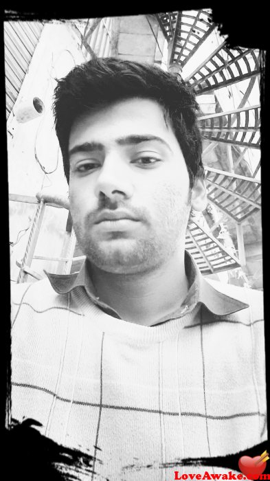 ZAMAN1122 Pakistani Man from Karachi