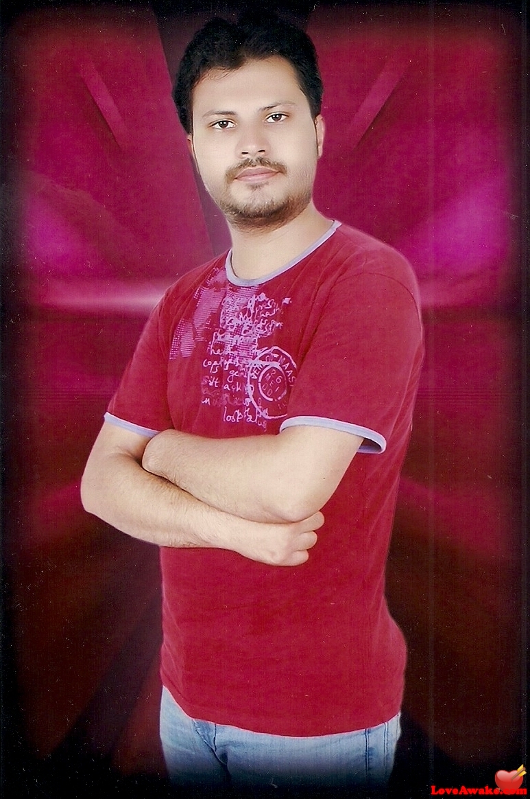 manoz Pakistani Man from Lahore